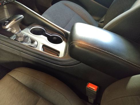 Used 2021 Dodge Durango SXT image 26