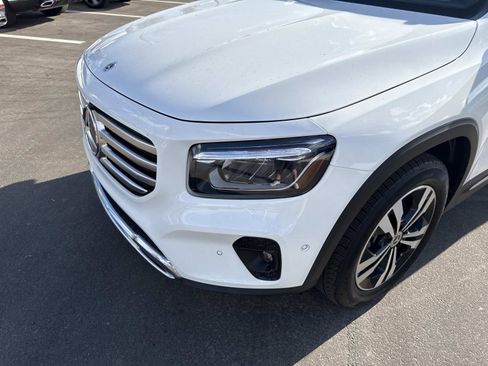 Used 2025 Mercedes-Benz GLB 250 GLB 250 image 10