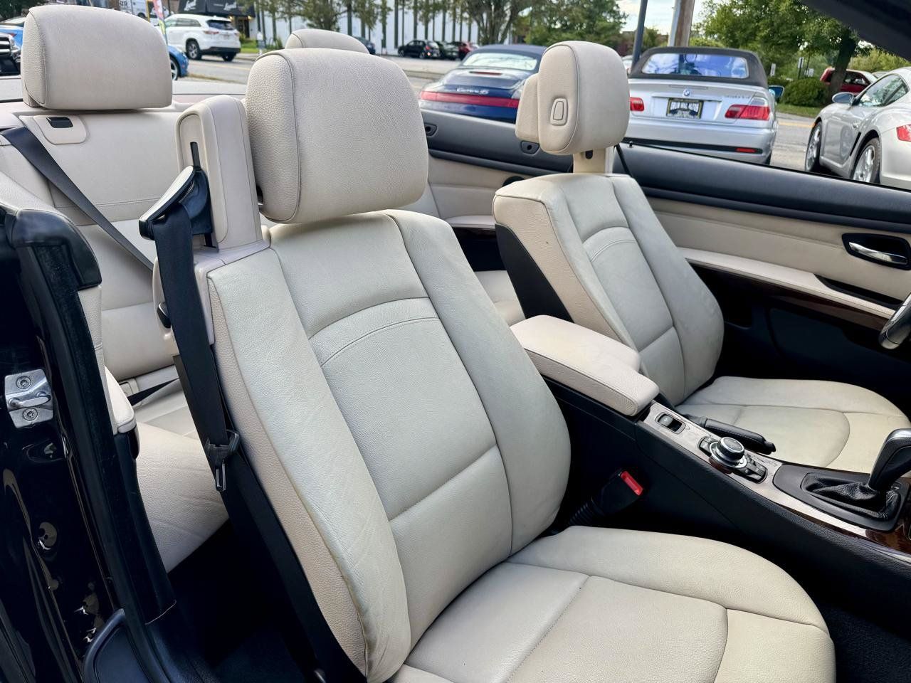 Used 2011 BMW 328i Convertible RWD image 29