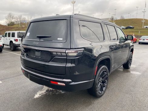 New 2026 Jeep Grand Wagoneer Limited AWD/4WD image 3