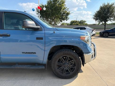 Used 2019 Toyota Tundra SR5 w/ SR5 Upgrade Package RWD image 12