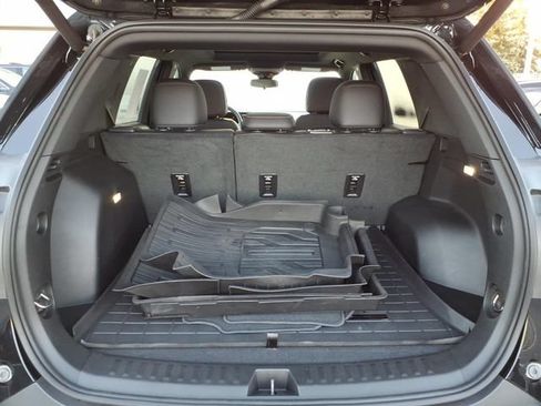 Used 2025 GMC Terrain Elevation w/ Elevation Premium Package AWD/4WD image 21