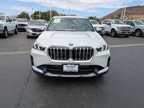 Used 2024 BMW X1 xDrive28i AWD/4WD image 9