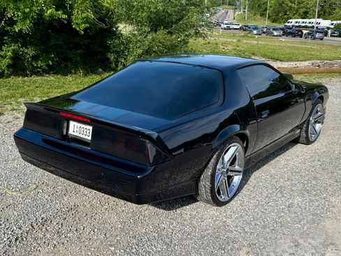 Used 1989 Chevrolet Camaro IROC-Z RWD image 3