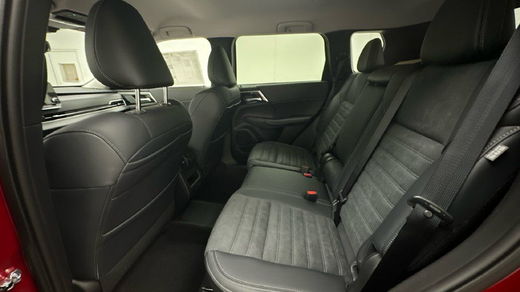 New 2026 Nissan Rogue SL AWD/4WD image 10
