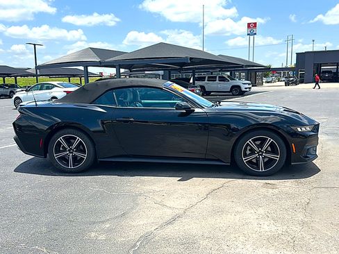 Used 2024 Ford Mustang Premium RWD image 9
