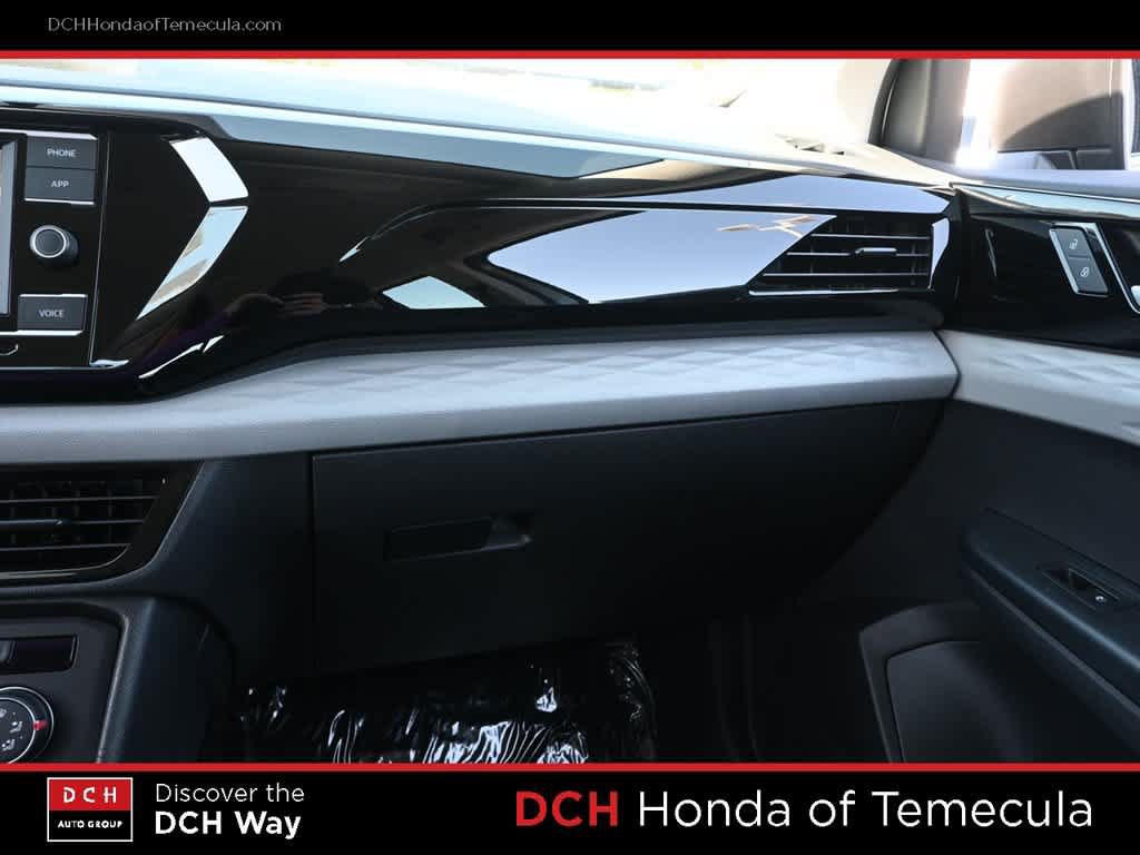 Used 2022 Volkswagen Taos S FWD image 14