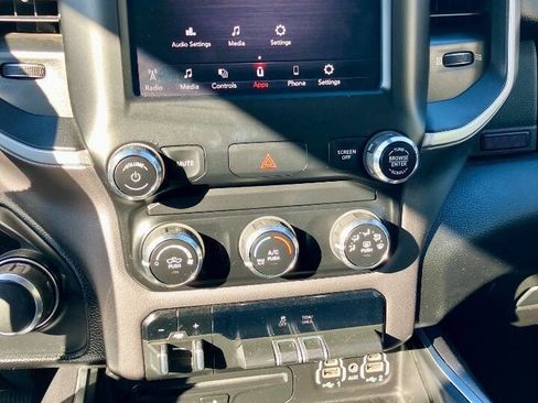 Used 2019 RAM 1500 Big Horn image 14