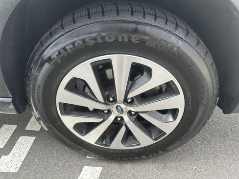 Used 2023 Subaru Outback Premium image 35