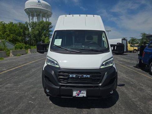 Used 2024 RAM ProMaster 3500 w/ Delivery Van Package image 12