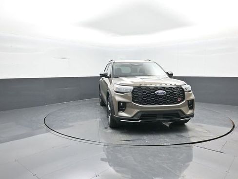 New 2026 Ford Explorer ST w/ Sun And Sound Package image 2