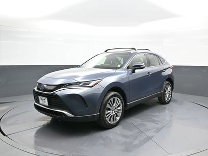 Certified 2021 Toyota Venza XLE w/ Softex Package