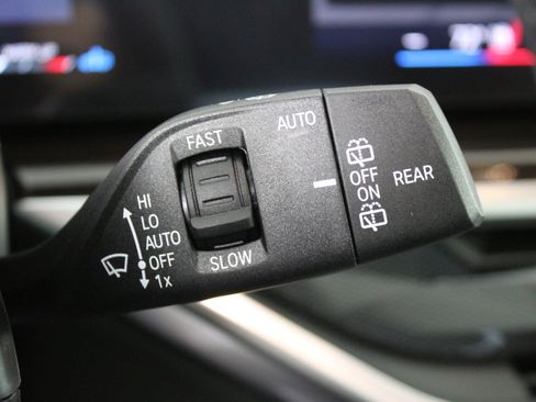 New 2026 BMW X5 xDrive40i w/ M Sport Package image 61