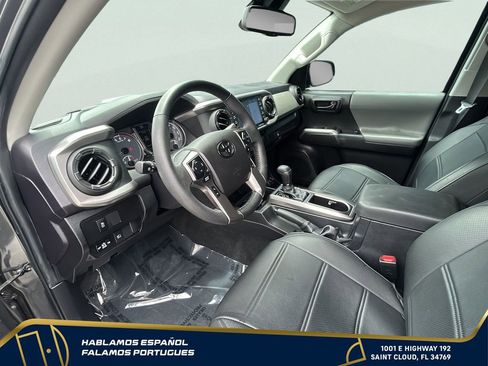 Used 2023 Toyota Tacoma SR5 AWD/4WD image 14