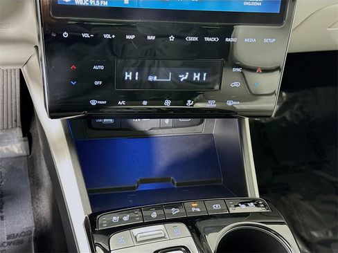 Certified 2023 Hyundai Tucson Limited image 10