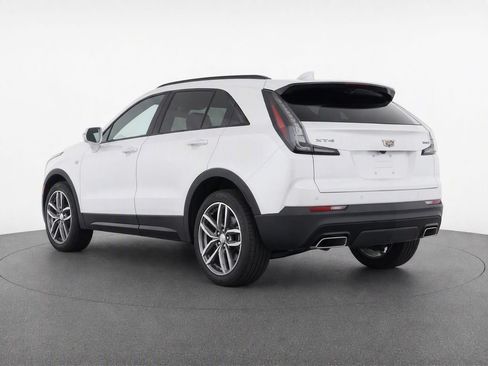 Certified 2023 Cadillac XT4 Sport FWD image 4