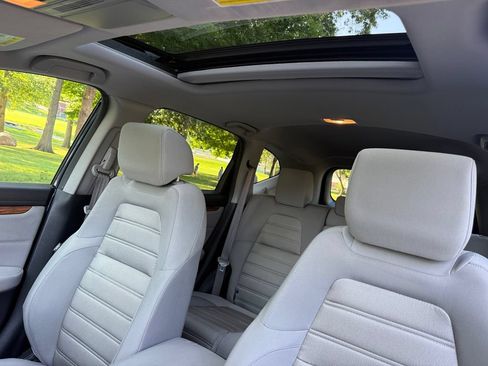 Used 2017 Honda CR-V EX image 15