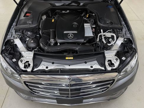 Used 2018 Mercedes-Benz E 300 4MATIC image 7