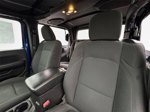 Certified 2019 Jeep Wrangler Sport image 22