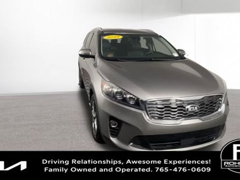 Used 2019 Kia Sorento EX image 3