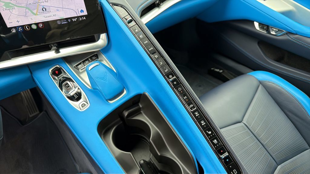 Used 2023 Chevrolet Corvette Stingray Premium Cpe w/ Z51 Performance Package RWD image 30