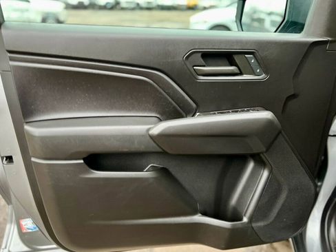 Used 2023 Chevrolet Colorado W/T image 10