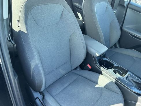 New 2025 Kia K4 LXS image 29