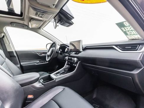 Used 2023 Toyota RAV4 XLE Premium AWD/4WD image 20