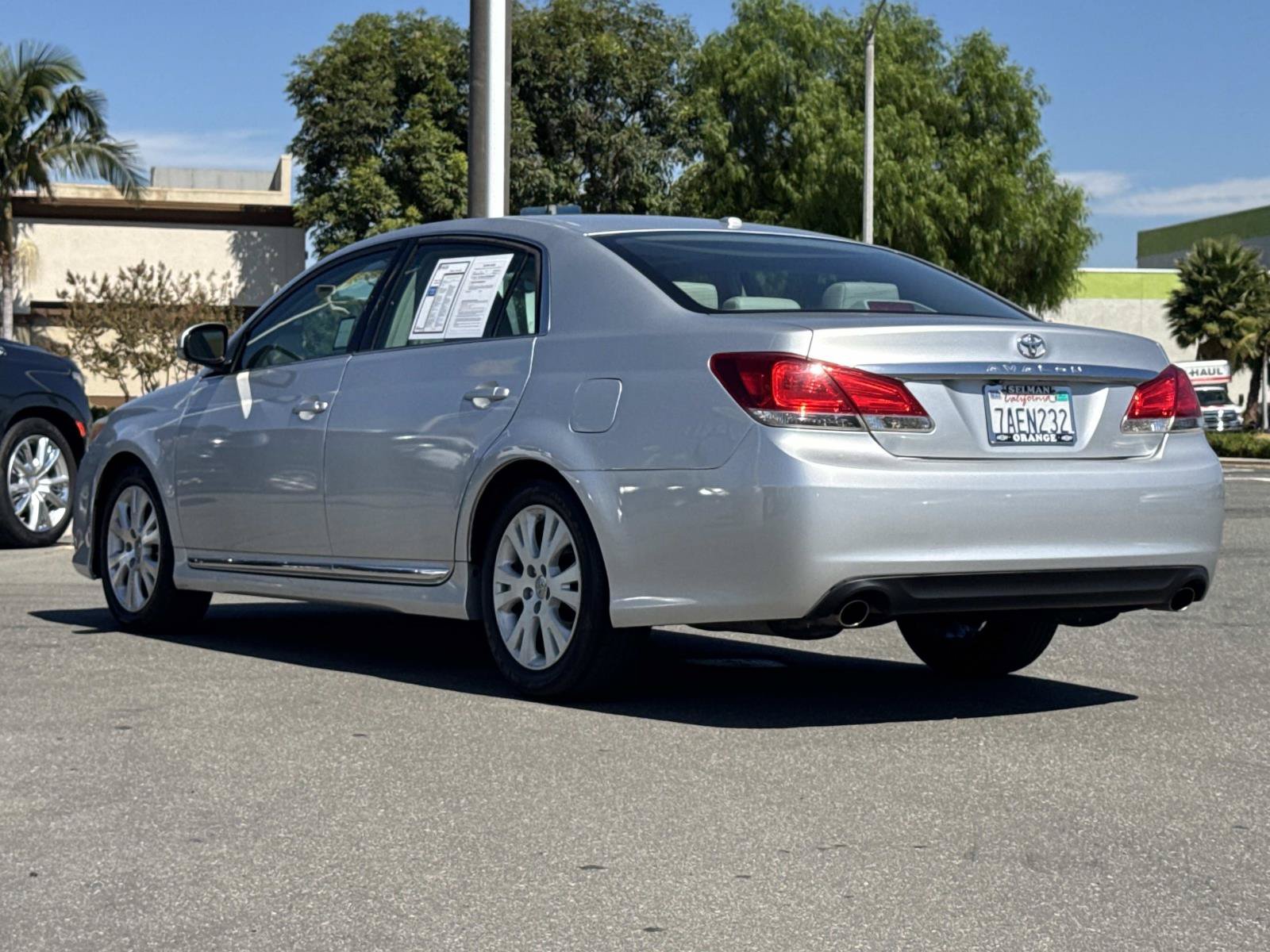 Used 2012 Toyota Avalon FWD image 7