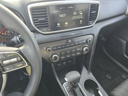 Used 2021 Kia Sportage LX image 27