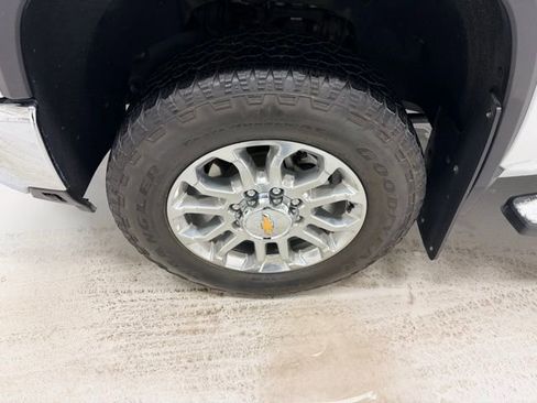 Certified 2025 Chevrolet Silverado 2500 LTZ w/ LTZ Plus Package image 21