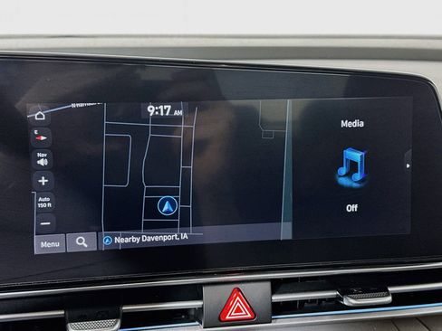 Certified 2024 Hyundai Elantra SEL FWD image 13