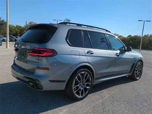 Used 2026 BMW X7 M60i image 4
