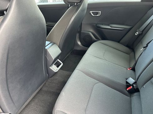 New 2026 Kia K4 LXS FWD image 12
