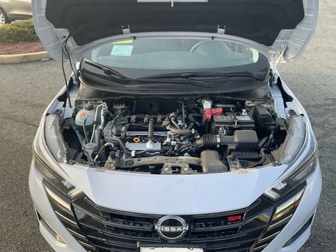 New 2025 Nissan Versa SR w/ Trunk Package image 22