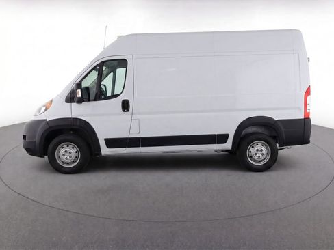 Used 2024 RAM ProMaster 2500 w/ Convenience Group FWD image 6