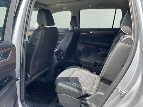 Used 2026 Volkswagen Atlas SEL Premium R-Line AWD/4WD image 14