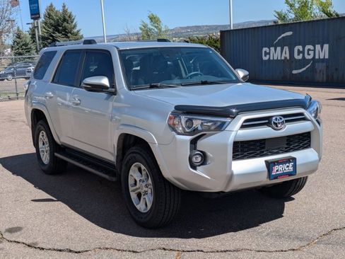 Used 2023 Toyota 4Runner SR5 Premium w/ Moonroof Package AWD/4WD image 3