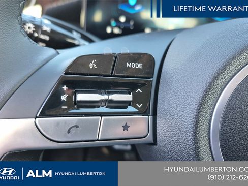 New 2026 Hyundai Elantra Limited FWD image 32