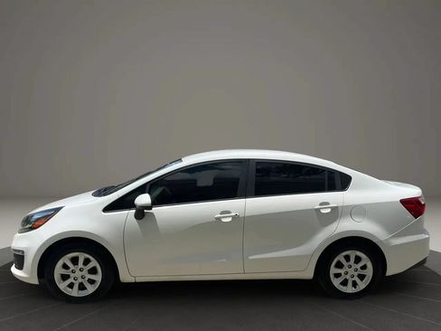 Used 2017 Kia Rio LX FWD image 4