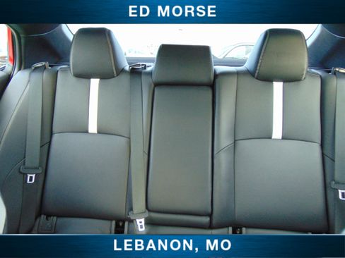 Used 2025 Toyota Camry SE image 28