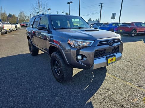 Used 2020 Toyota 4Runner TRD Off-Road Premium w/ Moonroof Package image 8