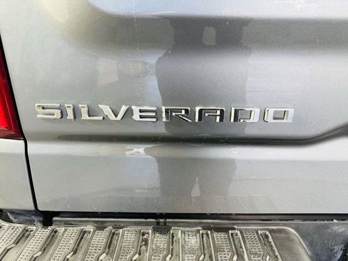 Used 2021 Chevrolet Silverado 1500 LTZ AWD/4WD image 27