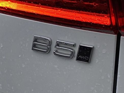 Used 2023 Volvo XC60 B5 Plus image 29