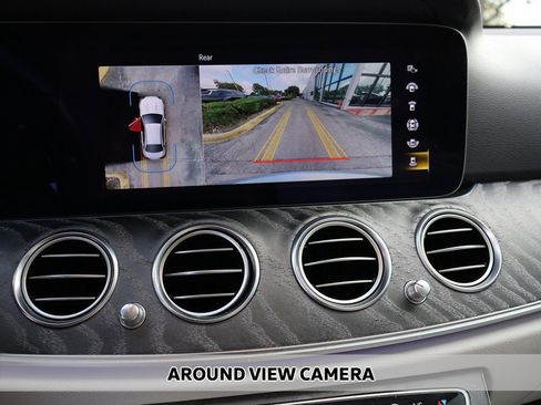 Used 2021 Mercedes-Benz E 350 Sedan w/ Premium Package image 5