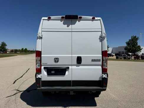 New 2026 RAM ProMaster 2500 w/ Convenience Group FWD image 19