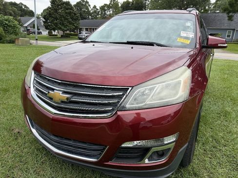 Used 2016 Chevrolet Traverse LT FWD image 13