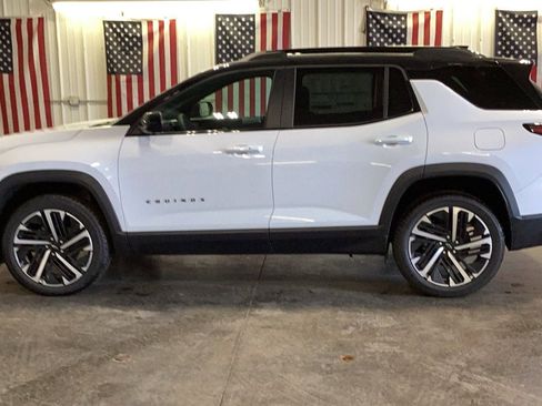 New 2026 Chevrolet Equinox RS AWD/4WD image 3