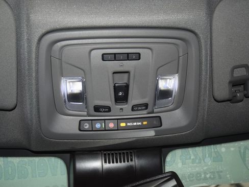 Used 2024 Chevrolet Silverado 2500 LTZ w/ LTZ Convenience Package AWD/4WD image 55