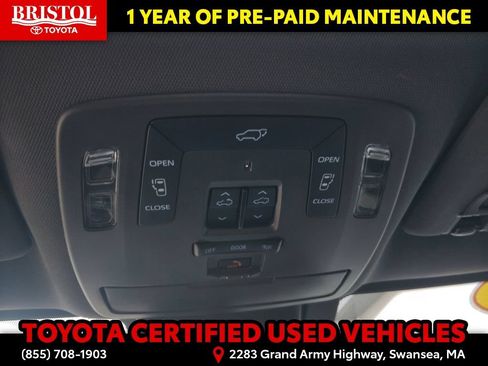 Certified 2023 Toyota Sienna Platinum AWD/4WD image 29